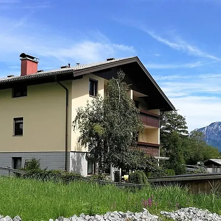 Mit Seeblick, Unterach Am Attersse Unterach am Attersee