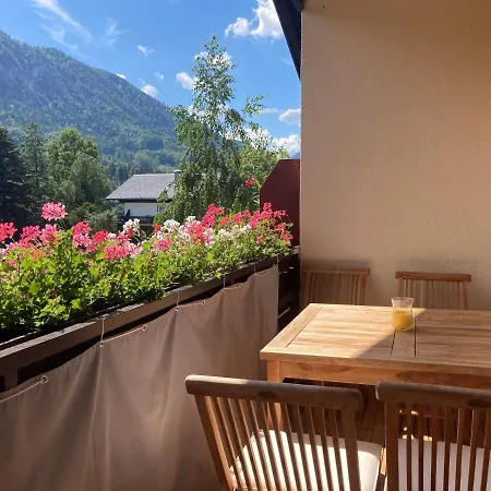 Mit Seeblick, Unterach Am Attersse Apartman *