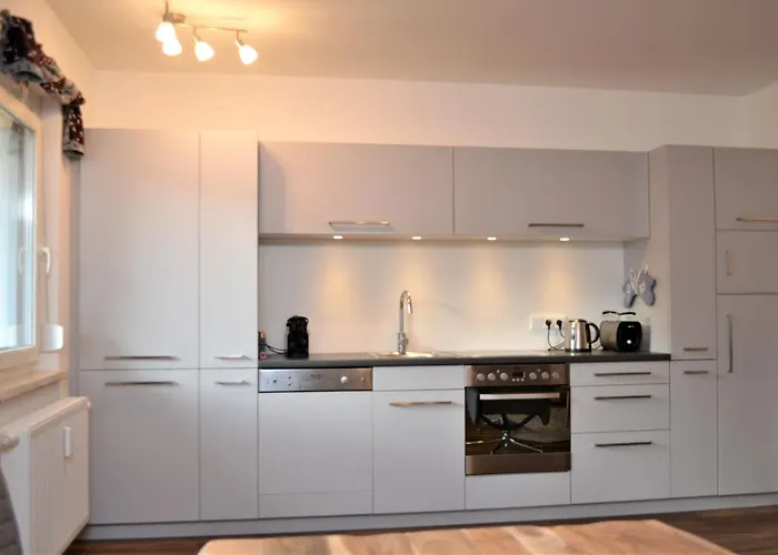 Mit Seeblick, Unterach Am Attersse * ウンターアッハ・アム・アターゼー