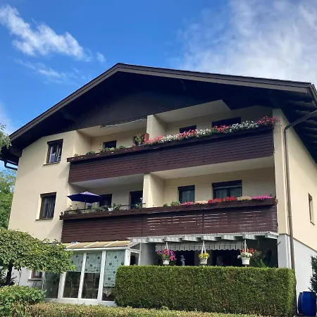 Апартаменты Mit Seeblick, Unterach Am Attersse